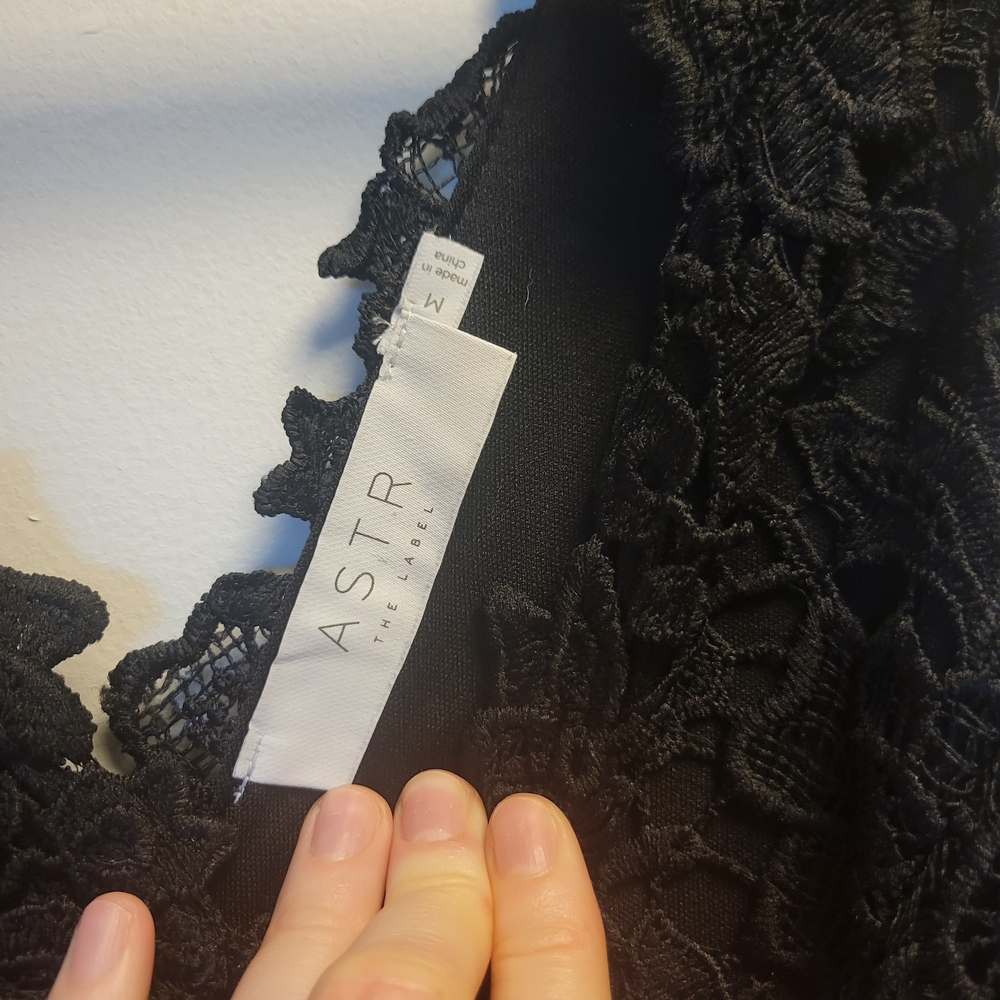 Astr Black Lace Sleeveless Dress - Picture 3 of 3